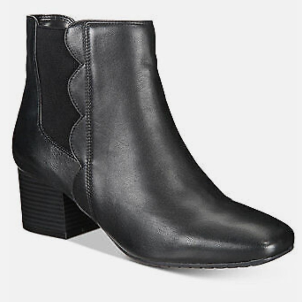 Bandolino Women's Floella Leather Ankle Booties Size 9 1/2
